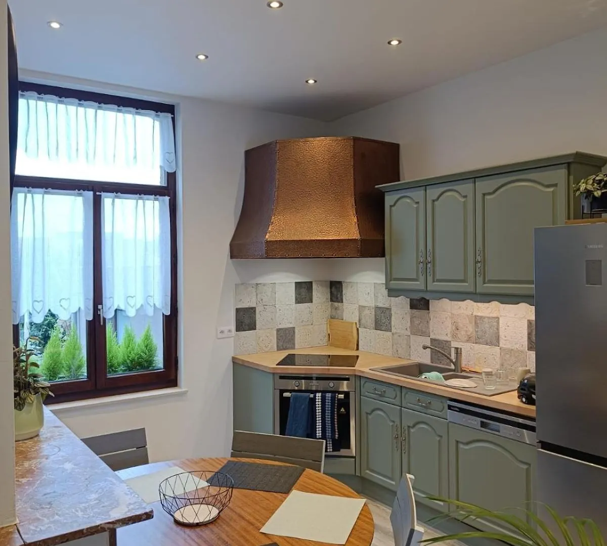 Διαμέρισμα Modern Triplex 140M2 - 4 Bedrooms, 1 Living Room & 2 Bathrooms - 8 People In Brussels City Βέλγιο